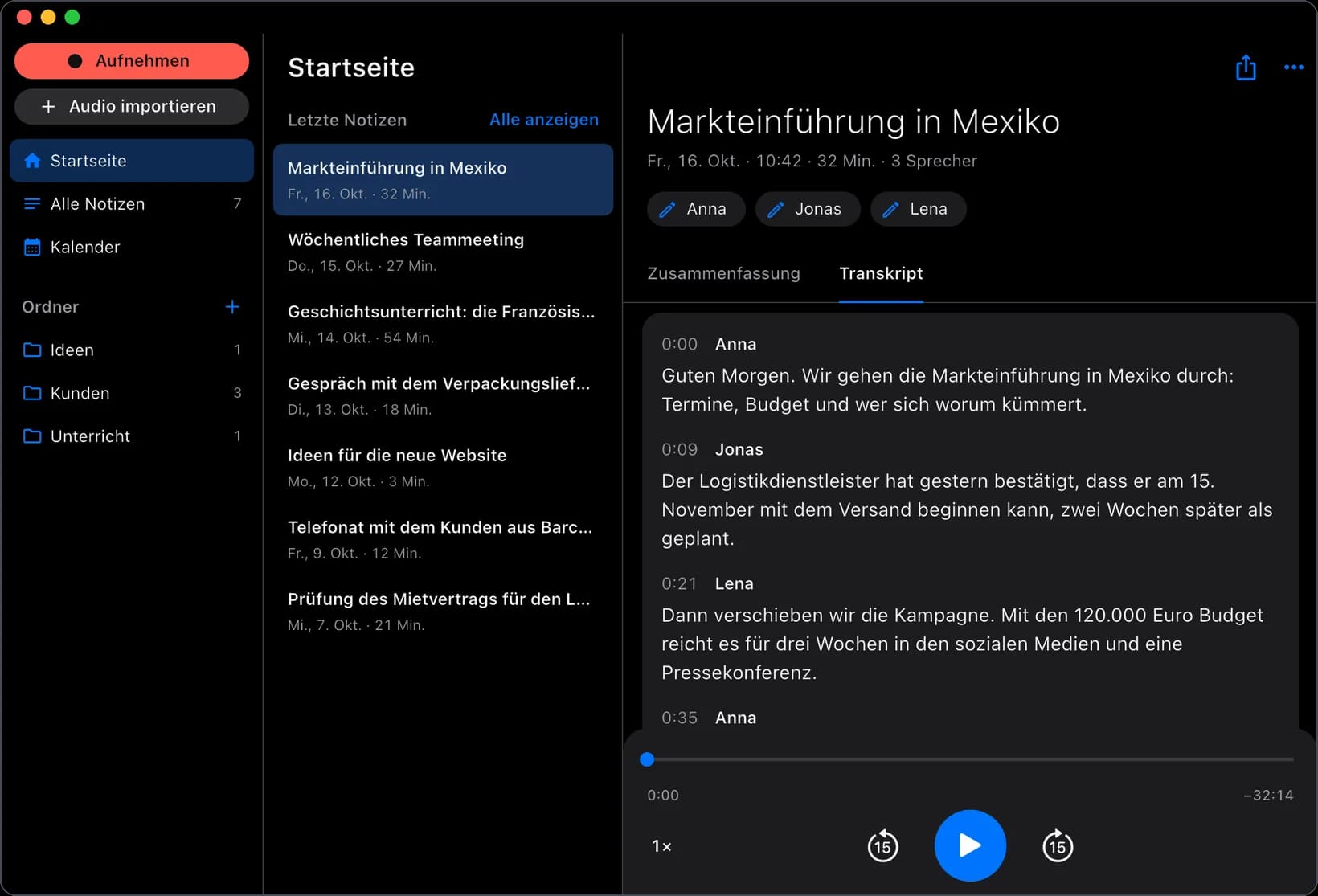 Die Transkription eines Meetings auf dem Mac, mit dem Namen jeder der drei Personen.